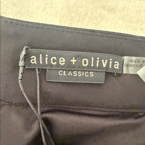NWT Alice + Olivia Classic Black Skater Skirt - Picture 2 of 5